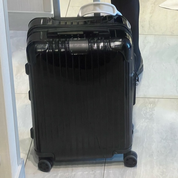 COPY - COPY - Rimowa good condition - Picture 5 of 5
